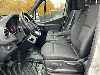 Mercedes Sprinter 317 L2H2 RWD 3.5T AHK Stoelverw. Voorruitverw. | Leder picture 10