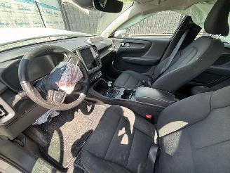 Volvo XC40 T3 Momentum Pro 2WD 120 KW picture 10