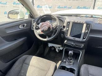 Volvo XC40 T3 Momentum Pro 2WD 120 KW picture 9