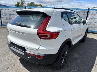 Volvo XC40 T3 Momentum Pro 2WD 120 KW picture 3