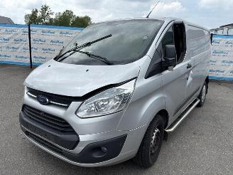 Schadeauto Ford Transit Custom 270 L1 Trend 74 KW 2014/5