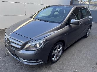  Mercedes B-klasse 180 B 180 Automaat | Half leder | Trekhaak | Bi-Xenon | Cruise 2012/1