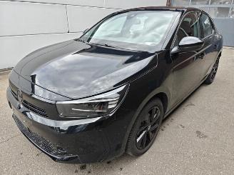 Schadeauto Opel Corsa GS.1.2 Direct Injection Turbo 74 kW(100 PS)48V Hybrid.6-Gang-Doppelkupplungsgetriebe(eDCT) 2025/3