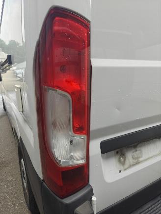 Fiat Ducato 120 L3H2 Koel Vries auto 3 compatimenten picture 25