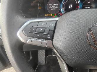 Volkswagen Golf 1.5 eTSI 110 kW Style DSG picture 29