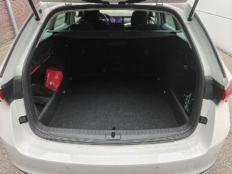 Skoda Octavia Combi 1.5 TSI mHEV 110 kW Selection DSG picture 17