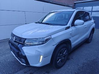 krockskadad bil auto Suzuki Vitara 1.4 Mild-Hybrid Club 4x2 2026/3