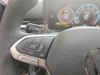 Volkswagen T-Roc 1.5 eTSI 110 kW R-Line picture 31