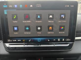 Volkswagen T-Roc 1.5 eTSI 110 kW R-Line picture 24