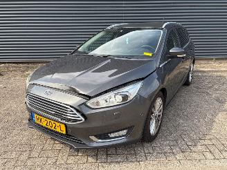  Ford Focus  2015/11