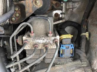 Suzuki Ignis New Ignis (MH), Hatchback 5-drs, 2003 / 2007 1.5 16V picture 14