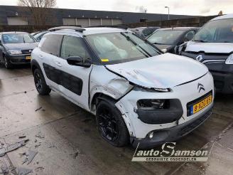 Uttjänta bilar auto Citroën C4 cactus C4 Cactus (0B/0P), Hatchback 5-drs, 2014 1.2 PureTech 110 12V 2014/11