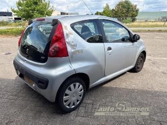 Peugeot 107 107, Hatchback, 2005 / 2014 1.0 12V picture 5