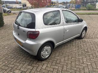 Toyota Yaris  picture 3