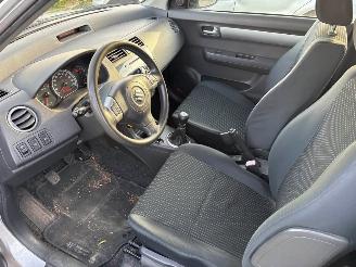 Suzuki Swift  picture 2