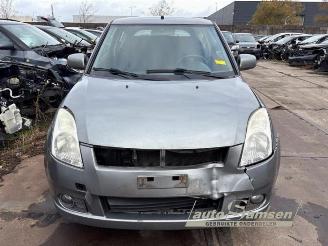 Suzuki Swift Swift (ZA/ZC/ZD1/2/3/9), Hatchback, 2005 / 2011 1.5 VVT 16V picture 2