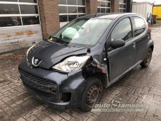 skadebil auto Peugeot 107 107, Hatchback, 2005 / 2014 1.0 12V 2011/10