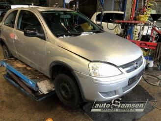 Vrakbiler auto Opel Corsa Corsa C (F08/68), Hatchback, 2000 / 2009 1.4 16V Twin Port 2004/6