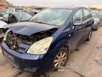 Vrakbiler auto Toyota Corolla-verso Corolla Verso (R10/11), MPV, 2004 / 2009 1.8 16V VVT-i 2006/10