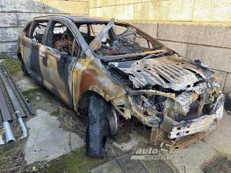 Uttjänta bilar auto Suzuki Swace Swace, Combi 5-drs, 2020 1.8 16V Hybrid 2020/12