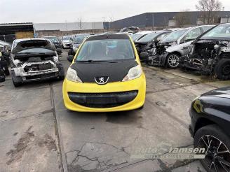 Peugeot 107 107, Hatchback, 2005 / 2014 1.0 12V picture 6