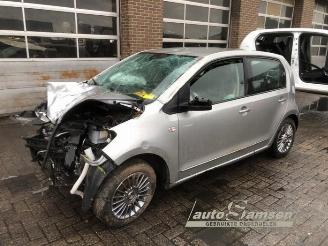 Uttjänta bilar auto Volkswagen Up! Up! (121), Hatchback, 2011 1.0 12V 75 2013/6