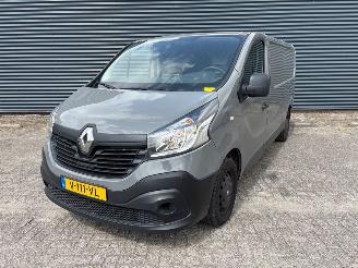 krockskadad bil bedrijf Renault Trafic Trafic (1FL/2FL/3FL/4FL) Van 2019 - 1.6 dCi Twin Turbo Bestel  Diesel 1.598cc 89kW (121pk) FWD   R9M413; R9MH4 2019/1