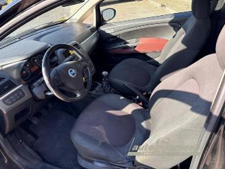 Fiat Grande Punto Grande Punto (199), Hatchback, 2005 1.2 picture 8