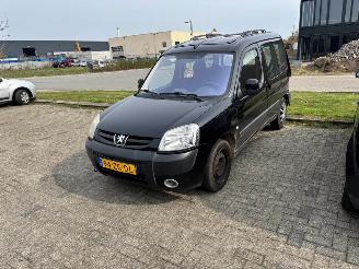 Vrakbiler auto Peugeot Partner  2008/1