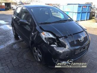demontáž osobní automobily Toyota Yaris Yaris II (P9), Hatchback, 2005 / 2014 1.3 16V VVT-i 2006/9
