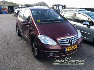 Vrakbiler auto Mercedes A-klasse A (W169), Hatchback, 2004 / 2012 1.7 A-170 5-Drs. 2008/10