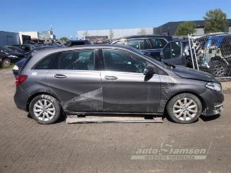 Mercedes B-klasse B (W246/W242), Hatchback, 2011 / 2018 1.6 B-180 BlueEFFICIENCY Turbo 16V picture 4