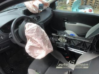 Renault Clio Clio III (BR/CR), Hatchback, 2005 / 2014 1.2 16V 75 picture 6