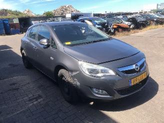 krockskadad bil auto Opel Astra  2010/5
