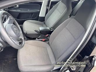 Volkswagen Up! Up! (121), Hatchback, 2011 1.0 12V 60 picture 12