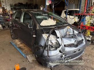 Toyota Yaris Yaris II (P9), Hatchback, 2005 / 2014 1.33 16V Dual VVT-I picture 15
