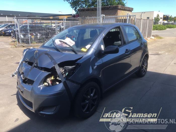 Toyota Yaris Yaris II (P9), Hatchback, 2005 / 2014 1.33 16V Dual VVT-I