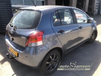 Toyota Yaris Yaris II (P9), Hatchback, 2005 / 2014 1.33 16V Dual VVT-I picture 7