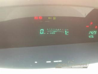 Toyota Yaris Yaris II (P9), Hatchback, 2005 / 2014 1.33 16V Dual VVT-I picture 10
