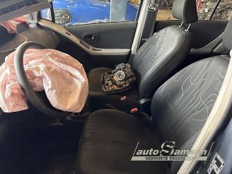 Toyota Yaris Yaris II (P9), Hatchback, 2005 / 2014 1.33 16V Dual VVT-I picture 21