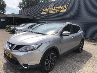 krockskadad bil auto Nissan Qashqai  2016/3