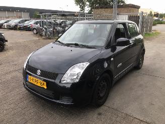 Voiture accidenté Suzuki Swift  2008/9