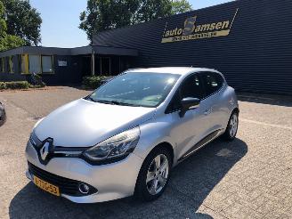 škoda osobní automobily Renault Clio  2014/5