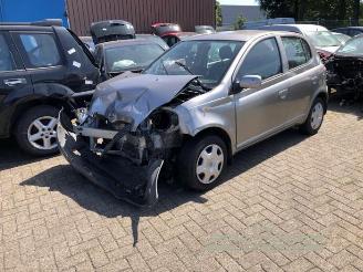 Vrakbiler auto Toyota Yaris Yaris (P1), Hatchback, 1999 / 2005 1.3 16V VVT-i 2005/7