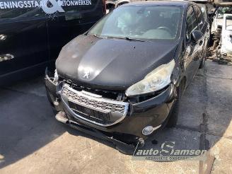 Vrakbiler auto Peugeot 208 208 I (CA/CC/CK/CL), Hatchback, 2012 / 2019 1.4 16V 2012/6