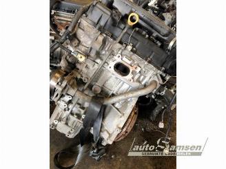 Peugeot 108 108, Hatchback, 2014 1.0 12V picture 15