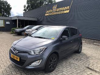 Damaged car Hyundai I-20  2015/4