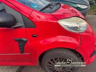 Peugeot 107 107, Hatchback, 2005 / 2014 1.0 12V picture 3