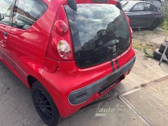 Peugeot 107 107, Hatchback, 2005 / 2014 1.0 12V picture 7