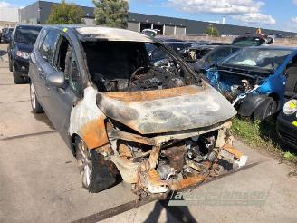 Vrakbiler auto Opel Meriva Meriva (B), MPV, 2010 / 2017 1.4 16V Ecotec 2010/8